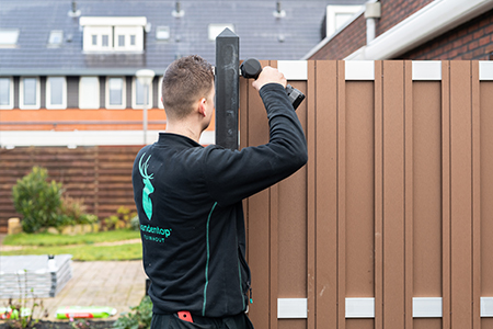 spreker prins Keizer Schutting laten plaatsen - Blog | Tuinafscheiding.nl